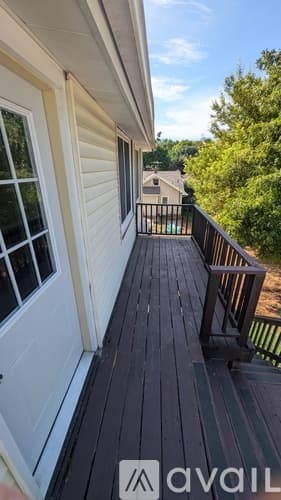 Saint Paul Apartment: 119 Wyoming Street East