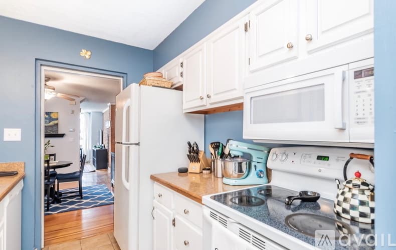 Harrisburg House: 101 South St