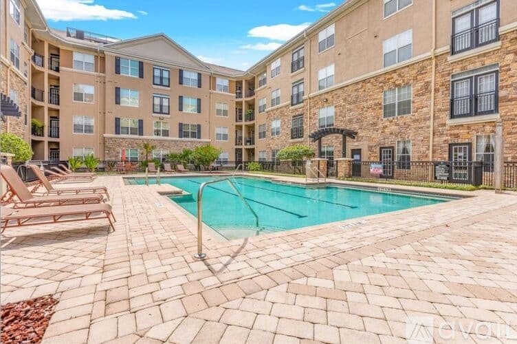 Tampa Condo: 4221 W Spruce St