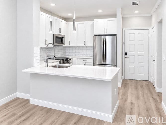 Tampa Condo: 4221 W Spruce St