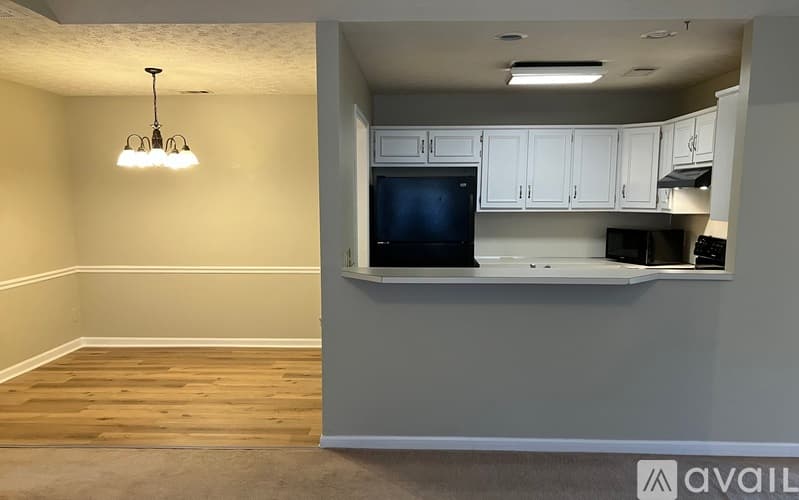 Columbus House: 4991 Daybreak Lane