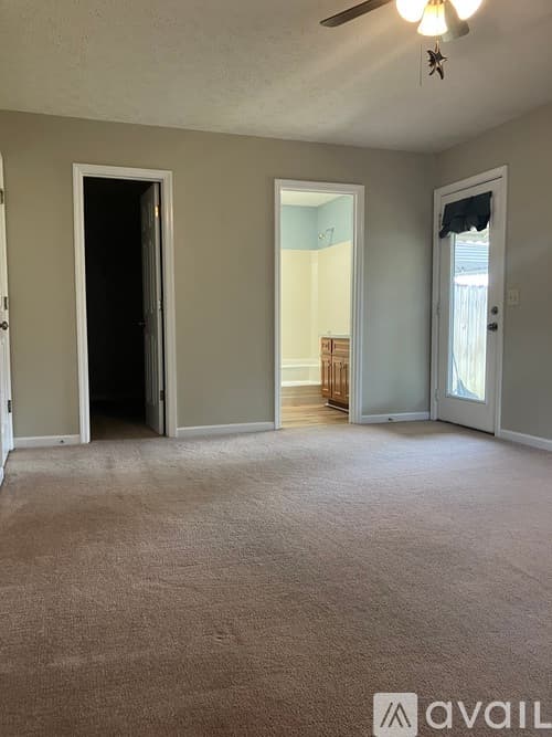 Columbus House: 4991 Daybreak Lane