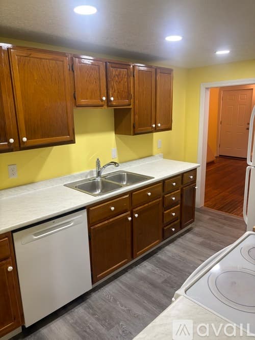 North Adams Apartment: 125 State Street