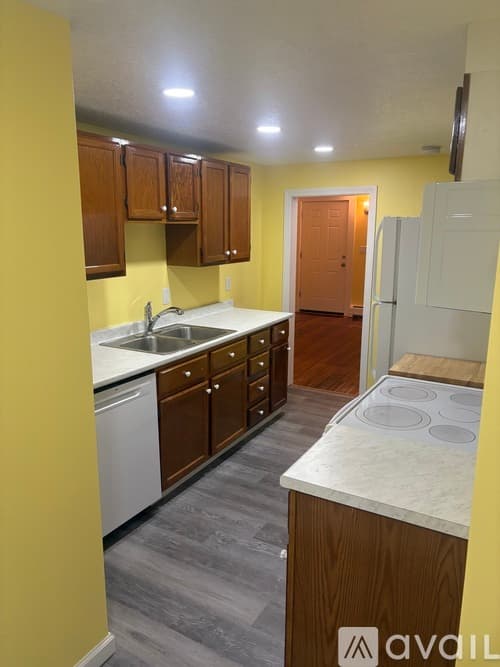 North Adams Apartment: 125 State Street