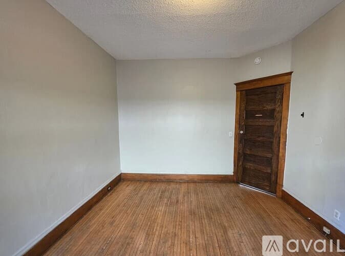 Minneapolis Townhome: 1414 Golden Valley Road
