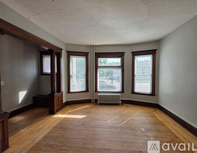Minneapolis Townhome: 1414 Golden Valley Road