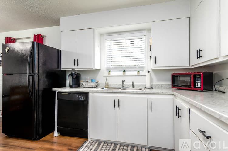 Jacksonville House: 501 Hayes St