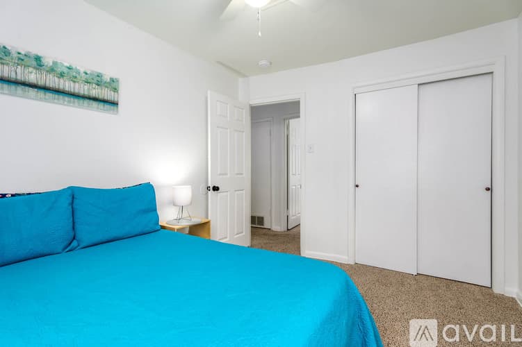 Jacksonville House: 501 Hayes St