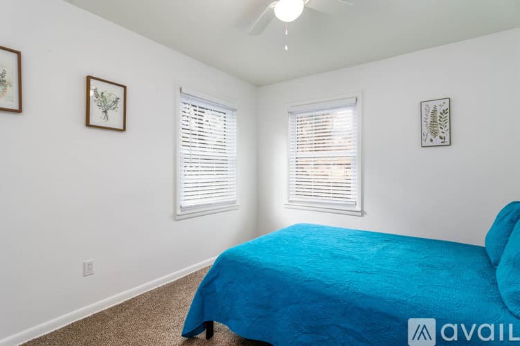 Jacksonville House: 501 Hayes St