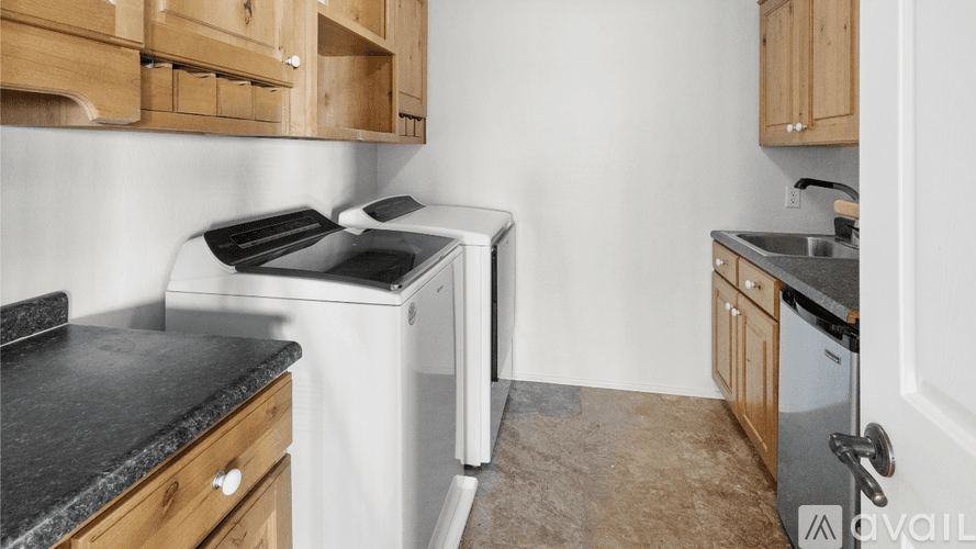 Phoenix House: 34722 N 24th Ave