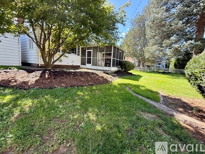 Montoursville House: 513 Weldon St