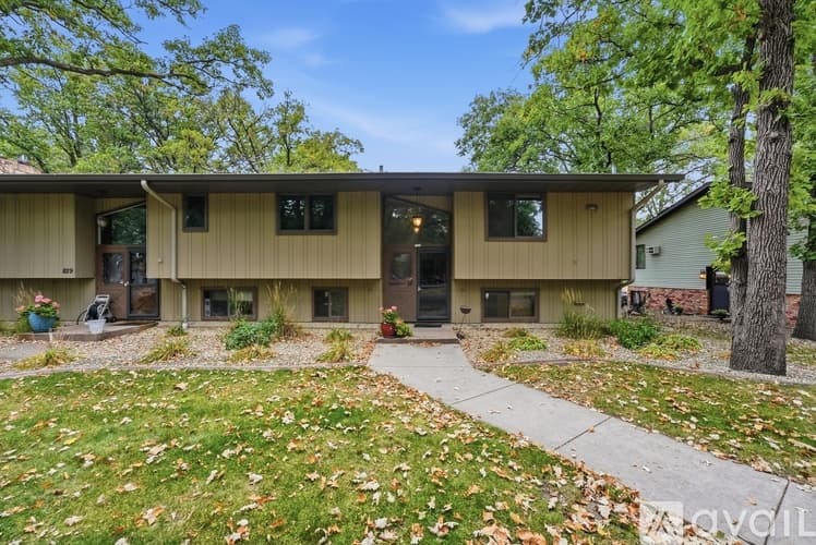 Saint Cloud Apartment: 829 Golf View Lane