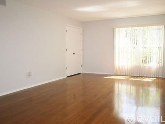 Clearwater Apartment: 420 N Bayshore Blvd 103