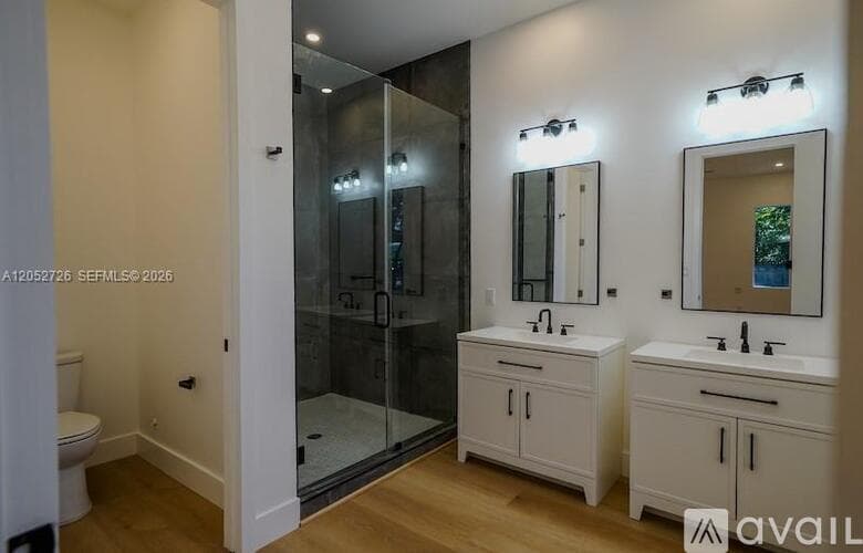 Miami House: 112 NW 24th Ct