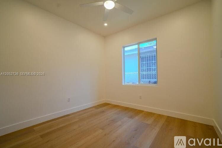 Miami House: 112 NW 24th Ct