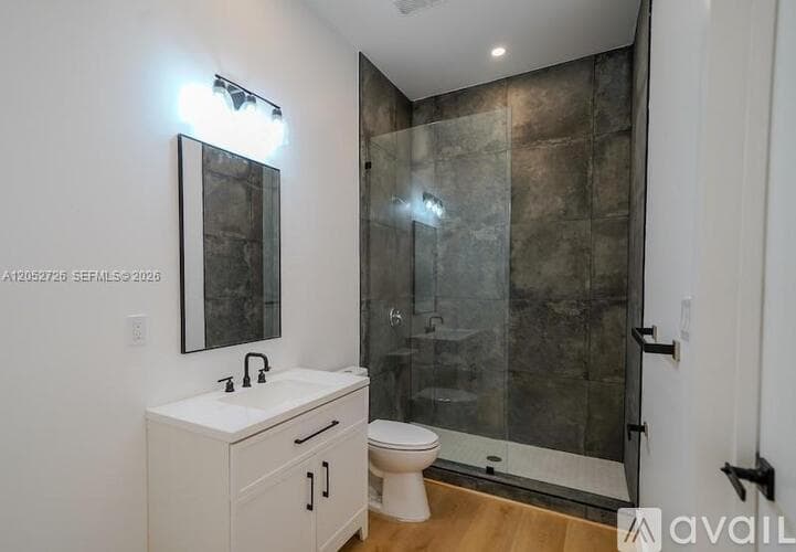 Miami House: 112 NW 24th Ct