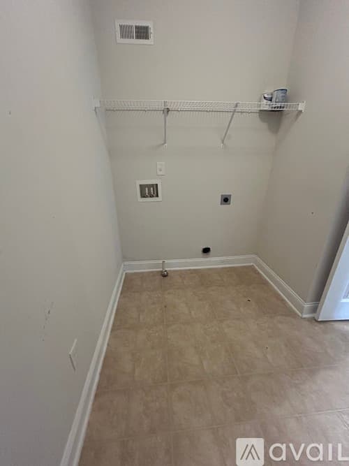 Elgin House: 1134 Beechfern Cir