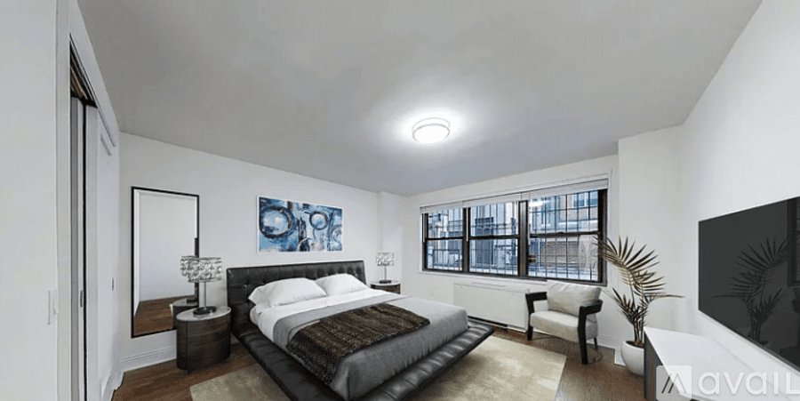 New York Apartment: 92 5th Ave