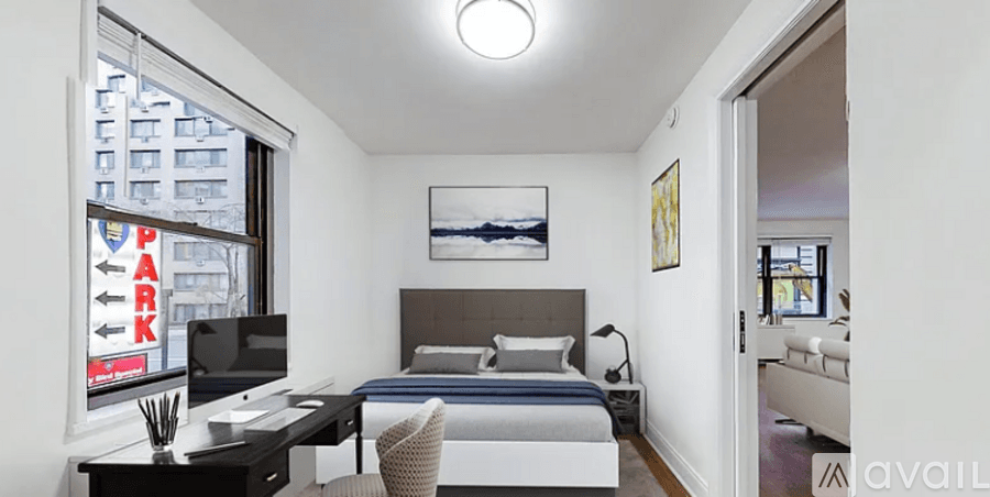 New York Apartment: 92 5th Ave