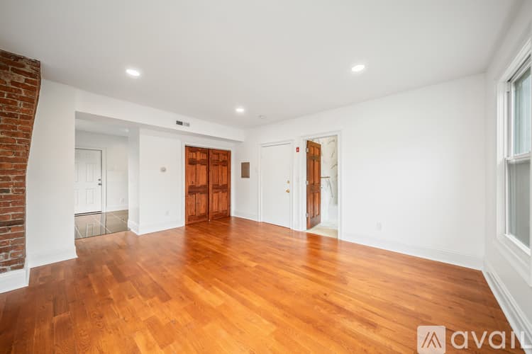 New Haven Apartment: 347 Alden Ave