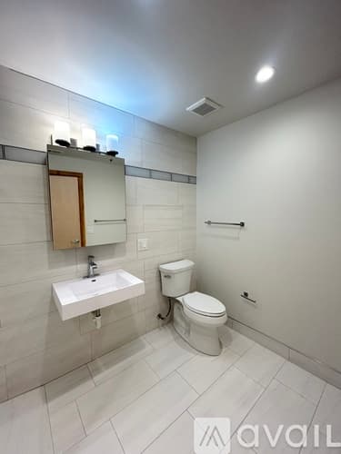 Chicago Apartment: 4611 S Ellis Ave