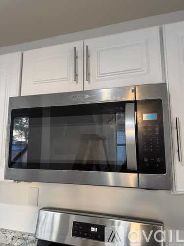 Warrenton House: 216 E Walton St