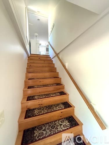 Gorham Apartment: 35 Libby Avenue