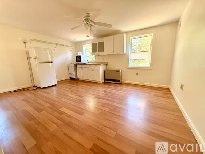 Gorham Apartment: 35 Libby Avenue