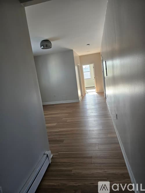 Hartford Apartment: 164 Martin Street