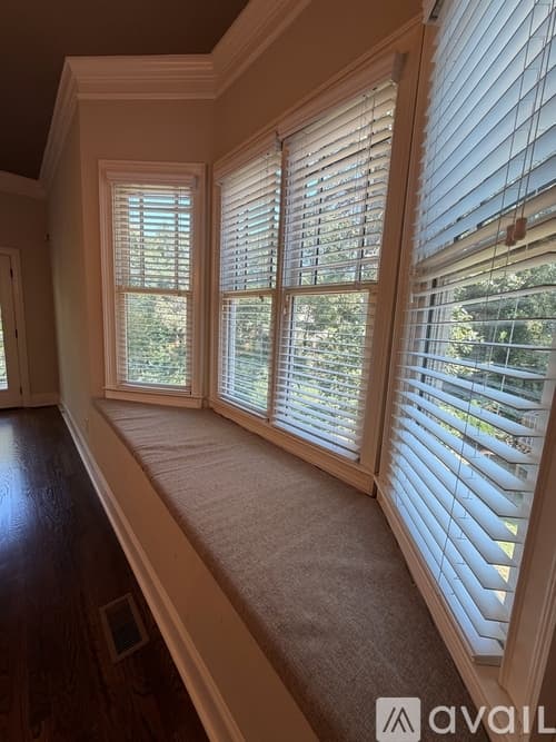Atlanta House: 1843 Spring Ave NW