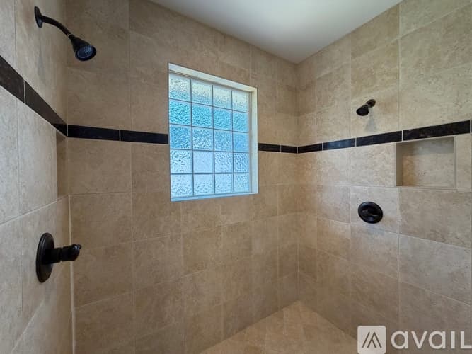 Atlanta House: 1843 Spring Ave NW