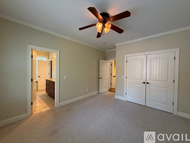 Atlanta House: 1843 Spring Ave NW