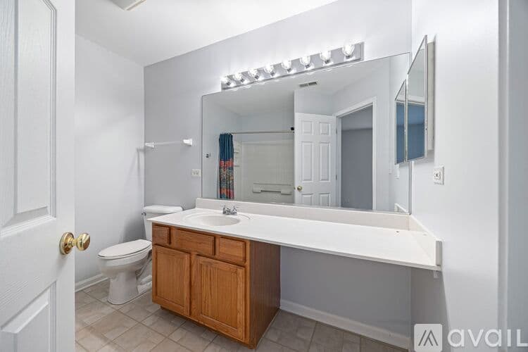 Cary Townhome: 1333 New Haven Drive