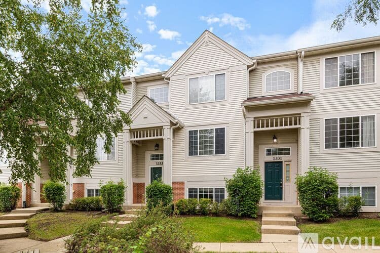 Cary Townhome: 1333 New Haven Drive