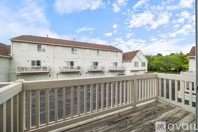 Cary Townhome: 1333 New Haven Drive