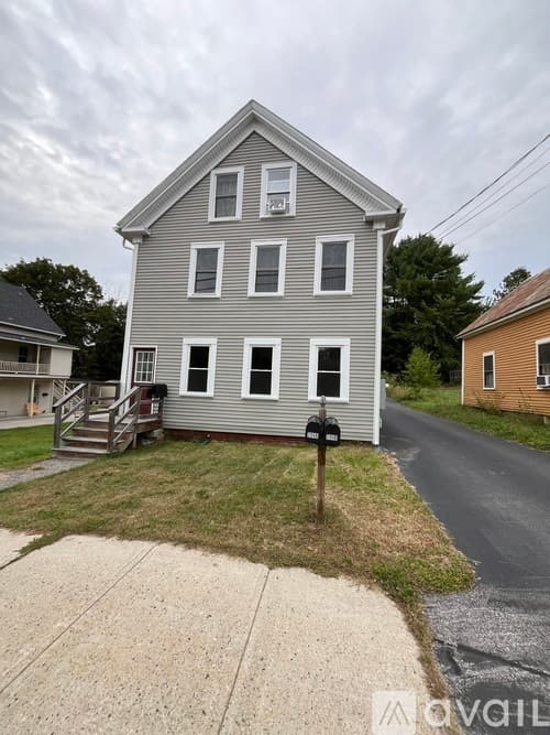 South Berwick Apartment: 394 Main Street