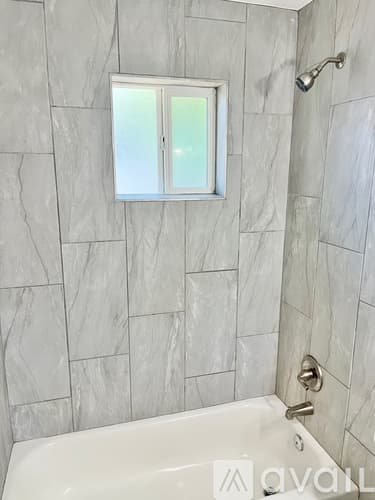 Phoenix Apartment: 3208 N 37th St