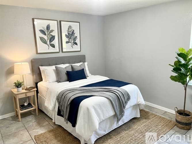 Phoenix Apartment: 3208 N 37th St