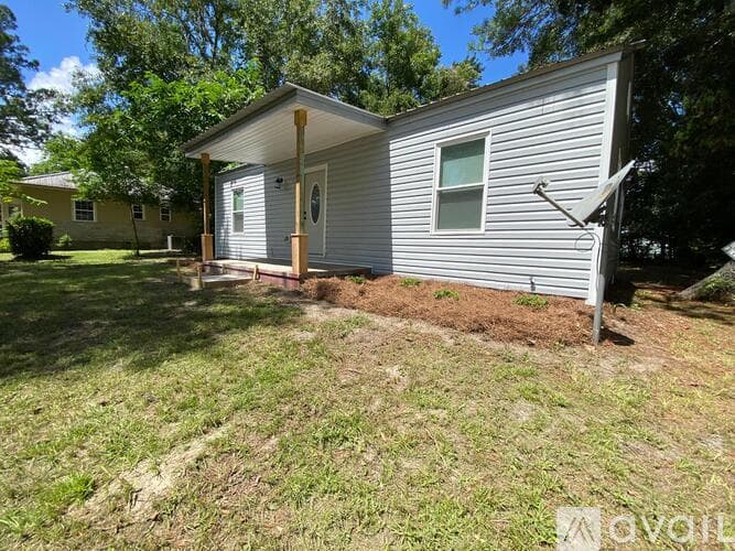 Waycross House: 2017 El Jo Sa Street