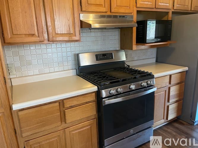 Stillwater House: 2216 Orwell Court