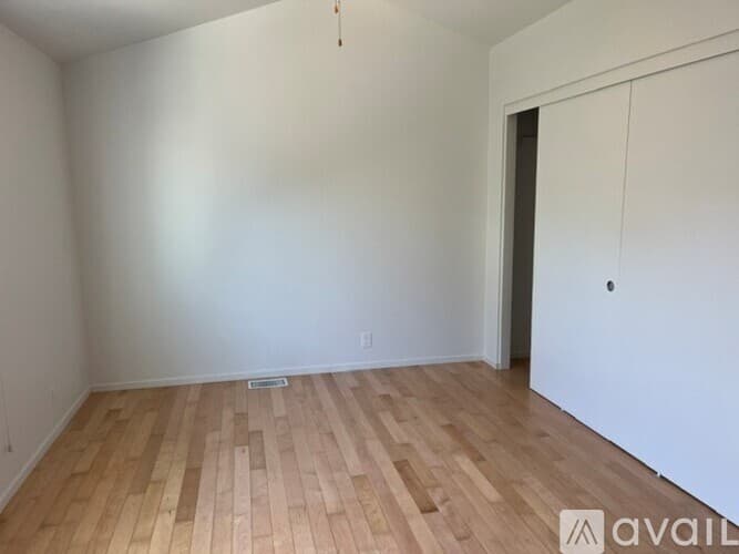 Oceano Apartment: 2531 Cienaga St