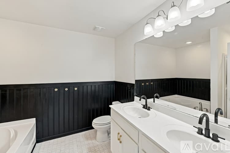 Garner House: 129 Zulabelle Ct