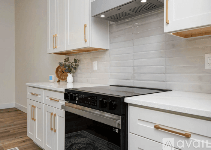 Springfield House: 1539 West Gaslight Drive