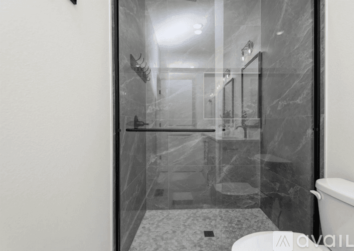 Springfield House: 1539 West Gaslight Drive