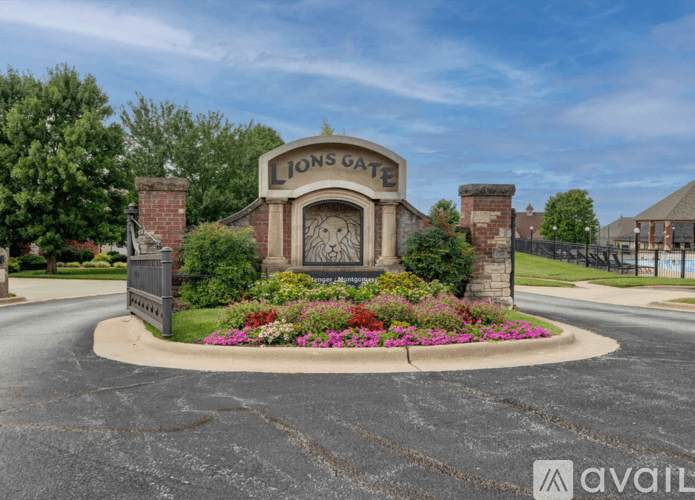 Springfield House: 1539 West Gaslight Drive
