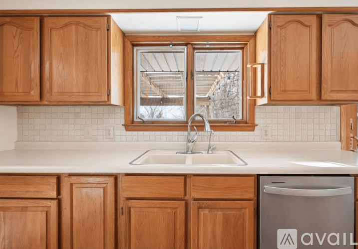 Stillwater House: 2216 Orwell Court