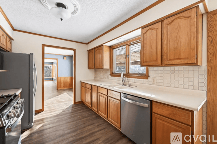 Stillwater House: 2216 Orwell Court