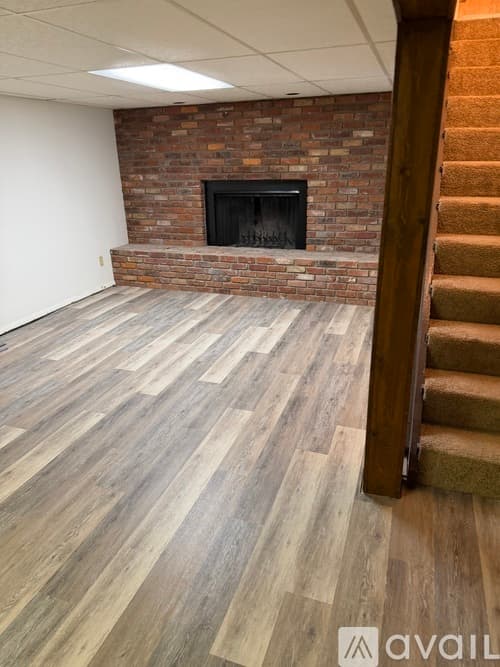 Cincinnati House: 1658 Yellowglen Drive