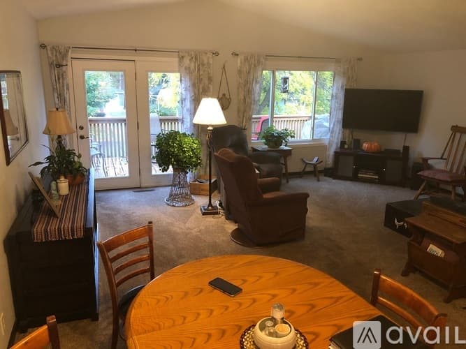 Richfield Townhome: 6514 Oliver Ave S