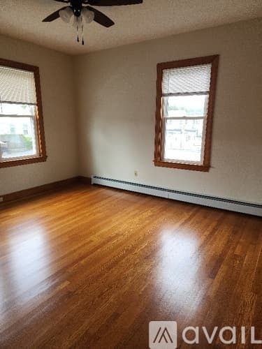 Worcester Apartment: 2 Cameron St
